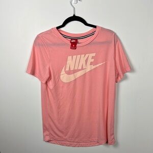 NIKE PINK T SHIRT NWOT SZ M SHORT SLEEVES 52%polyester 48%modal NWOT